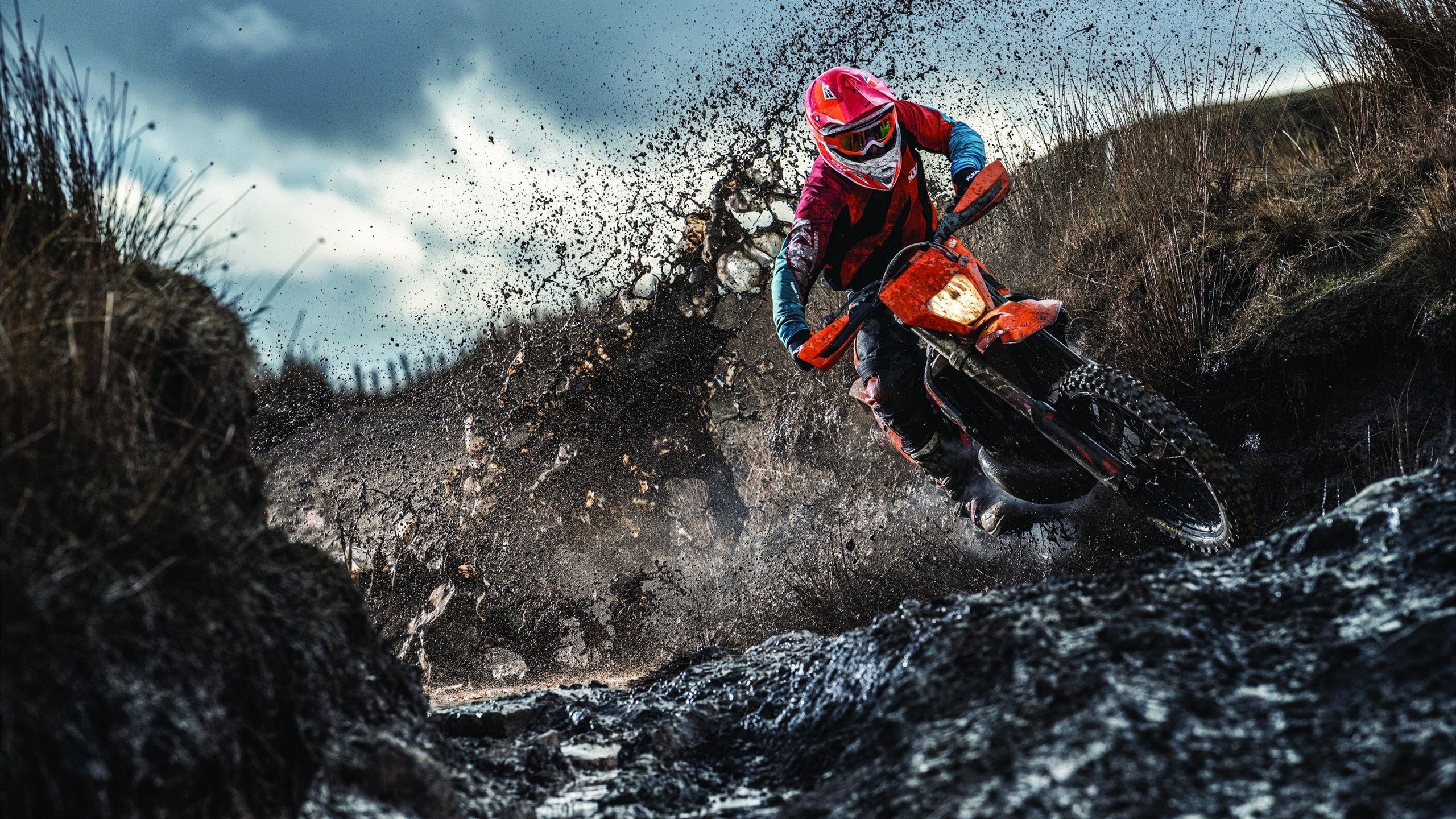 开云体育官方网站-主播与职业战队合作模式日渐成熟，职业队和主播大神区别